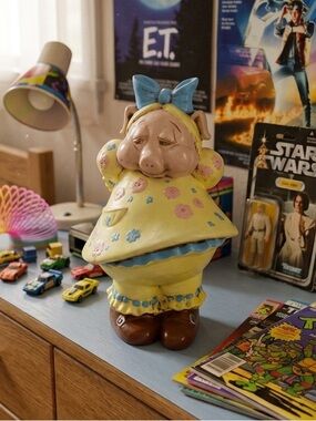 Vintage 1980 Hobbyist Ceramic Hand Painted “Miss Piggy” Piggy Bank